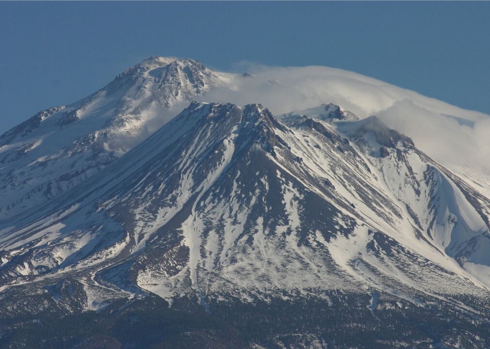 1982: A frigid winter with snowfall records in Mt. Shasta
